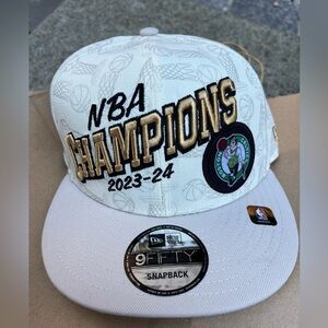 Boston Celtics New Era 2024 NBA Champions 9FIFTY Locker Room Snapback Hat